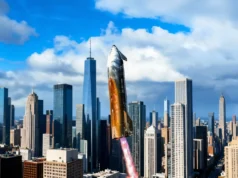 SpaceX planifica vuelos de Starship sobre zonas pobladas pero evitará grandes ciudades Cohete despegando entre rascacielos en una gran ciudad, con una columna de fuego y humo saliendo de su base bajo un cielo azul con nubes.